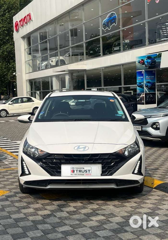 Hyundai I20 Sportz 1.2 Ivt, 2024, Petrol