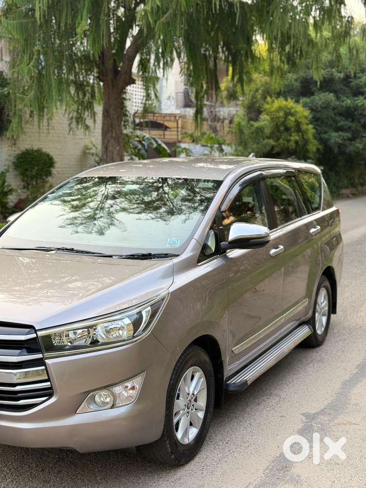 Toyota Innova Crysta 2.8 Gx At 8s, 2018, Diesel