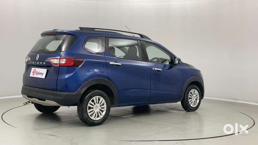 Renault Triber Rxt, 2022, Petrol