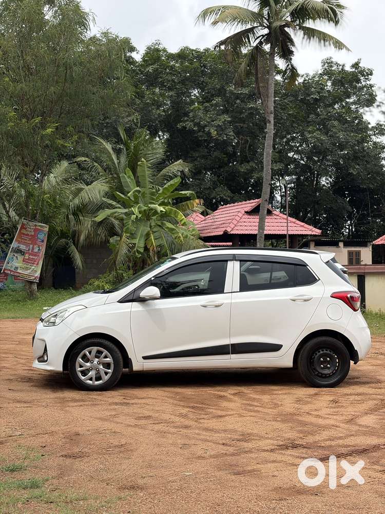 Hyundai I10 Sportz, 2019, Petrol