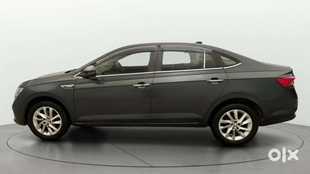 Skoda Slavia 1.0 Ambition Tsi At, 2023, Petrol