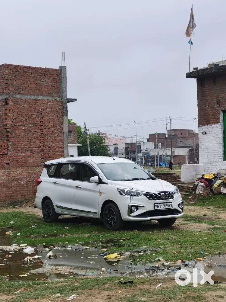Maruti Suzuki Ertiga Vxi 2025