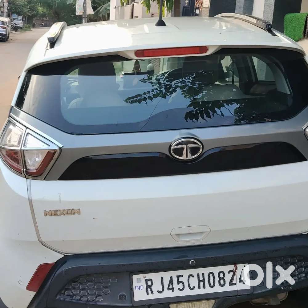 Tata Nexon 1.5 Revotorq 2018 Allloy Wheels  Tv Screen