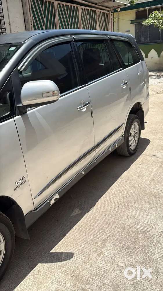 Toyota Innova 2.0 Gx 2010