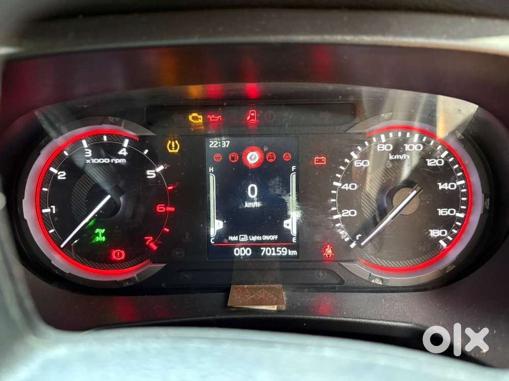 Mahindra Thar Petrol 2021