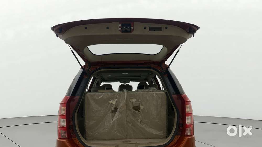 Mahindra Xuv500 At W10 Awd, 2017, Diesel