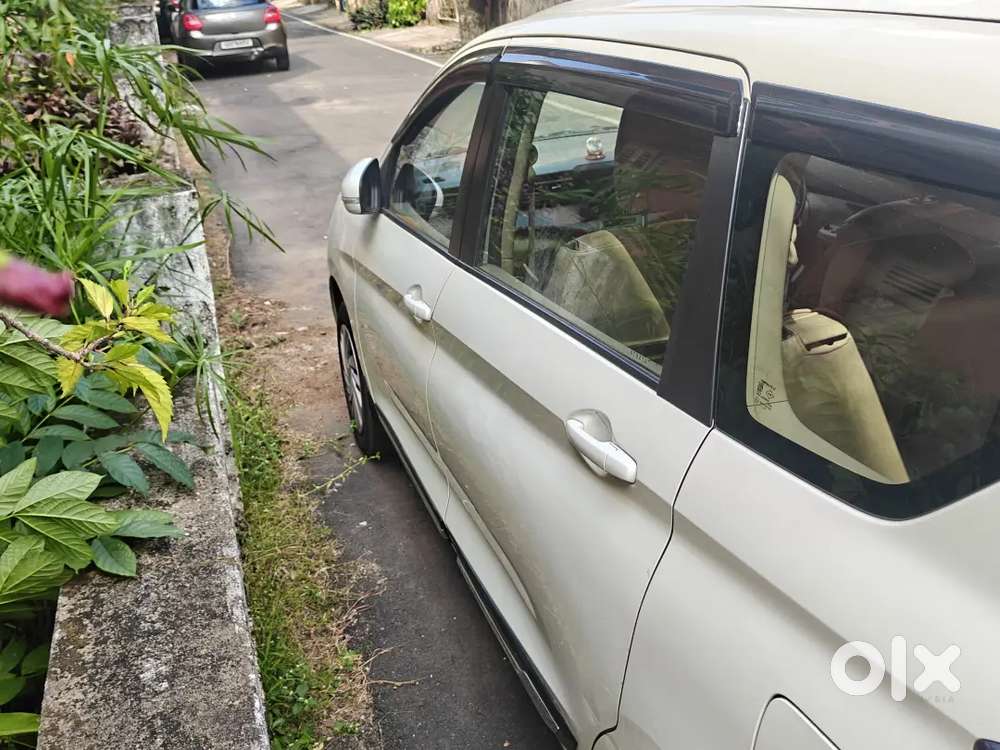 Maruti Suzuki Ertiga Vxi 2022 Model White Color All Clear