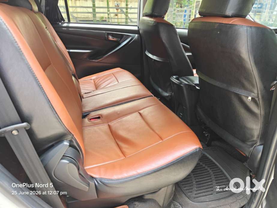 Toyota Innova Crysta 2.4 G Mt 8s, 2020, Diesel