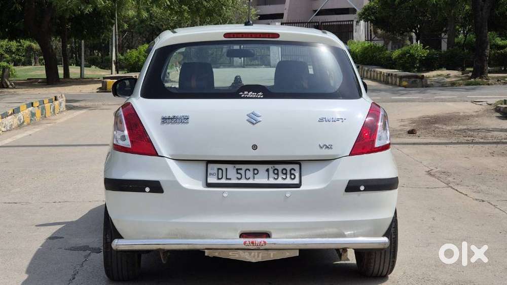 Maruti Suzuki Swift 1.2 Vxi (o), 2017, Petrol