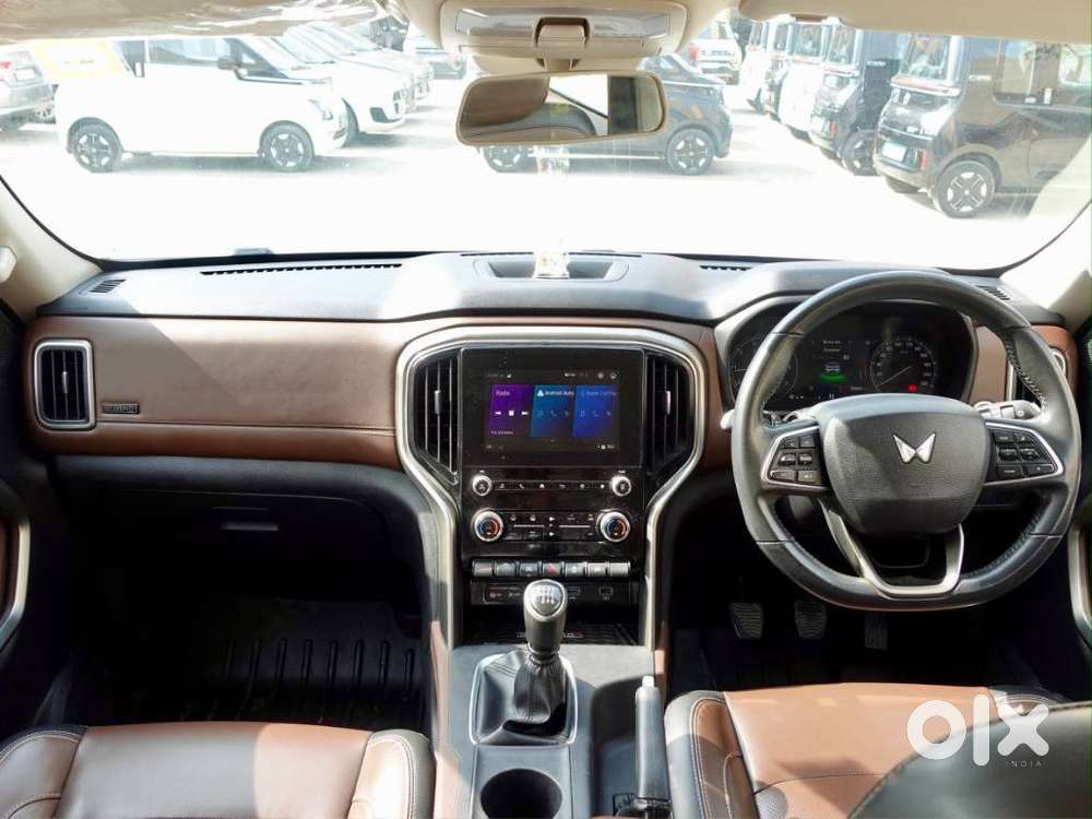 Mahindra Scorpio N Z8 Petrol Mt 7 Str, 2023, Petrol