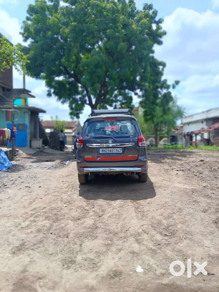 Maruti Ertiga Zdi 2012 (top Model )