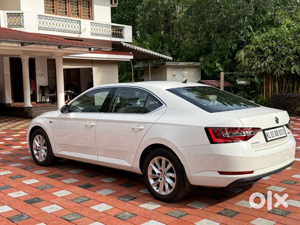Skoda Superb Lk 1.8 Tsi At, 2017, Petrol
