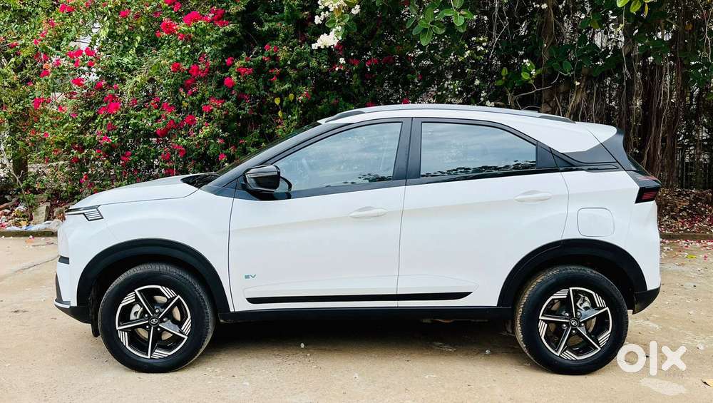 Tata Nexon Ev Creative Plus Mr, 2025, Electric