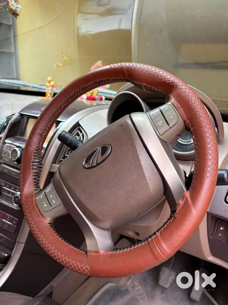 Xuv500 W8 For Sale - Dum Dum