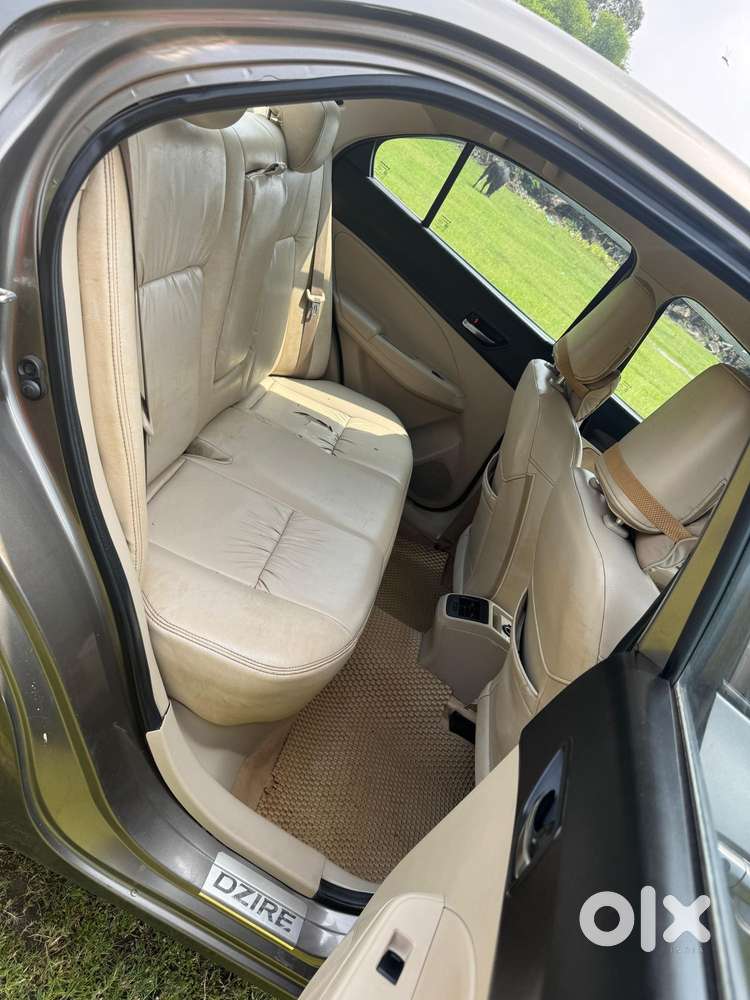 Maruti Suzuki Swift Dzire Vxi Optional, 2017, Petrol