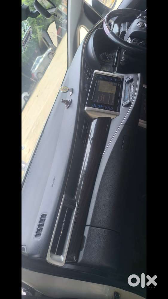 Toyota Innova Crysta 2.8 Z, 2017, Diesel