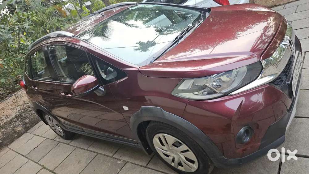 Single Owned Well Maintained Good Condition Honda Car.