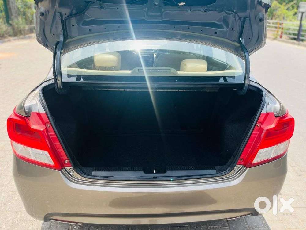 Maruti Suzuki Dzire 1.2 Vxi, 2019, Petrol