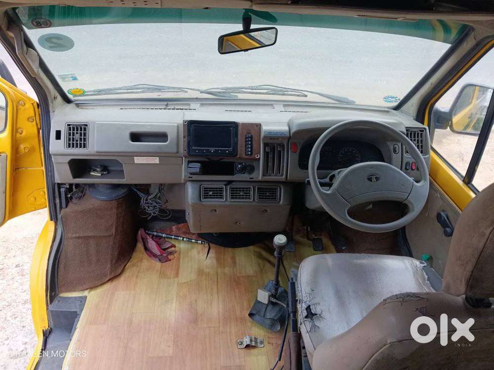 Tata Winger Deluxe - Hi Roof (ac), 2018, Diesel