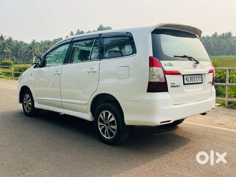 Toyota Innova [2013-2016] 2.5 G4 7 Str, 2014, Diesel