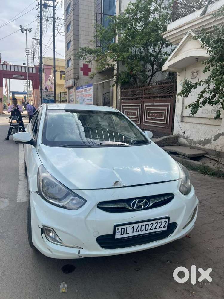 Hyundai Verna 2012 Petrol Well Maintained
