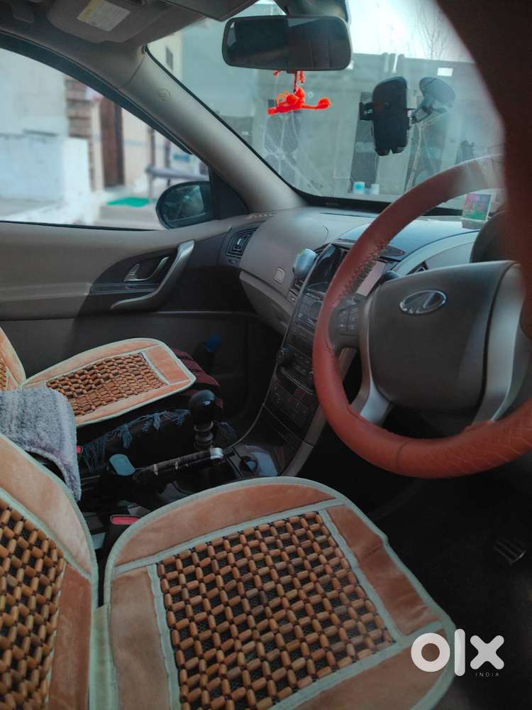 Mahindra Xuv500 W8 Fwd 2015
