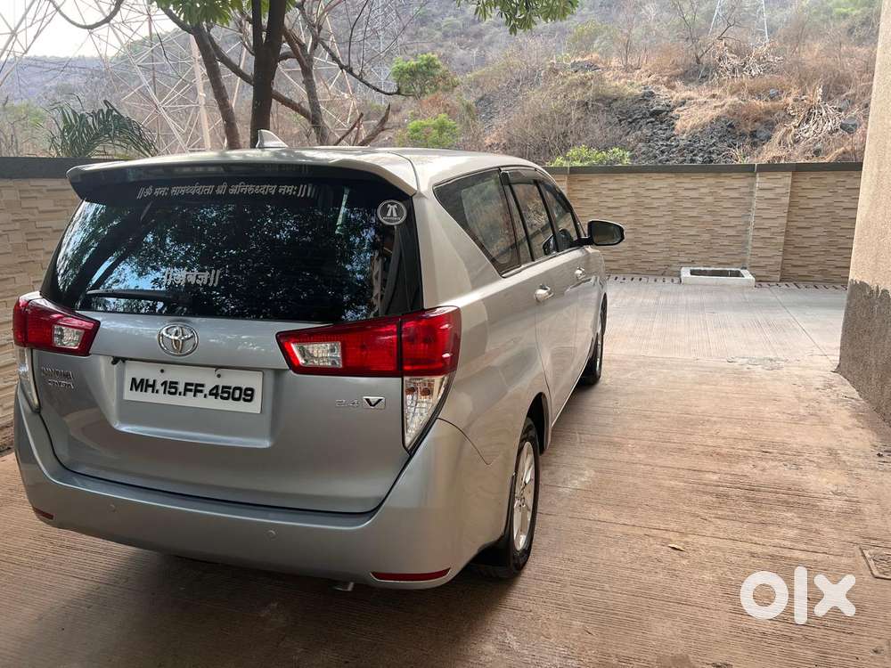 Toyota Innova Crysta 2.4 V, 2016, Diesel