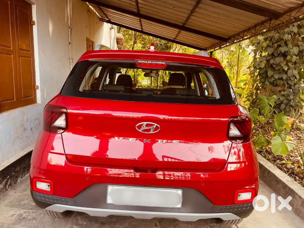 Hyundai Venue S Plus 2021 2nd Owner