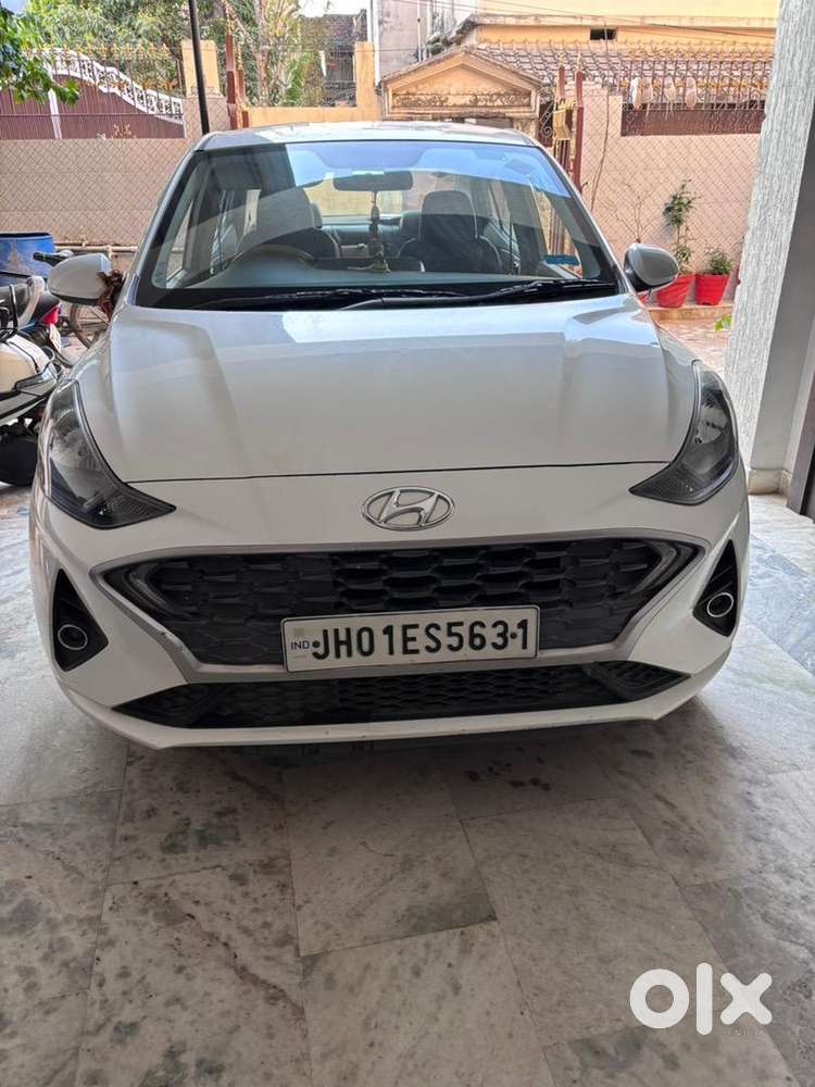 Hyundai Aura 2022 Cng & Hybrids Well Maintained