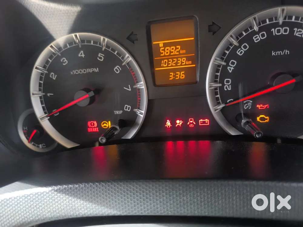 Maruti Suzuki Dzire 2017 Petrol 103000 Km Driven