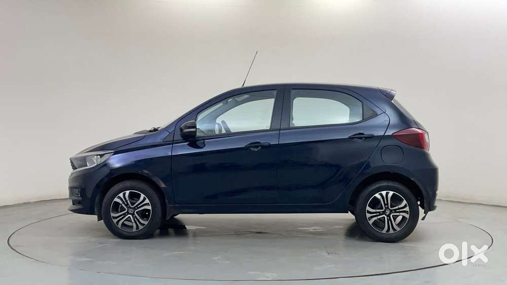 Tata Tiago 1.2 Revotron Xta, 2022, Petrol