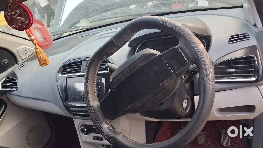 Tata Tiago Revotron 2025 Manual Petrol