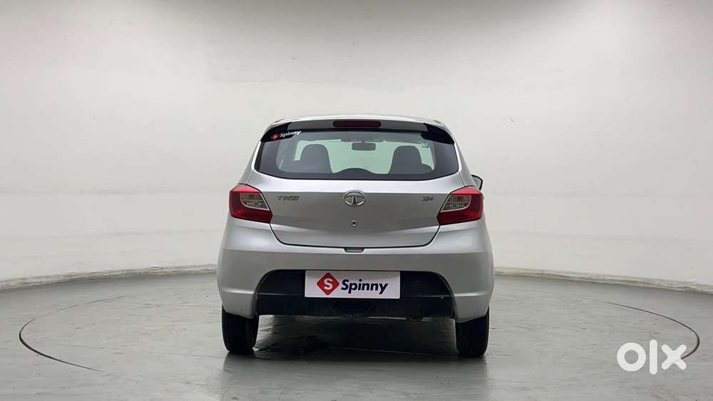 Tata Tiago 1.2 Revotron Xm, 2017, Petrol