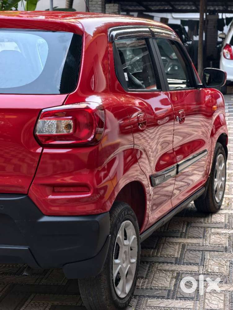 Maruti Suzuki S-presso Vxi Opt, 2021, Petrol