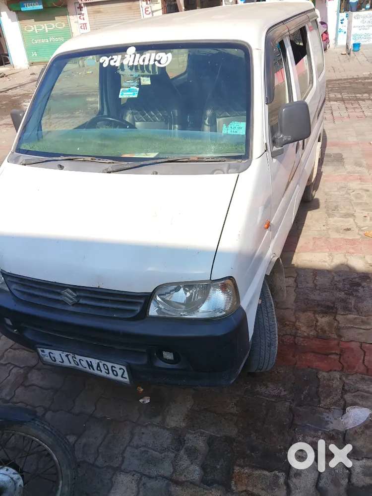 मेरा गाड़ी बहुत ही बढ़िया है और एक ही आदमी का चलाया हुआ