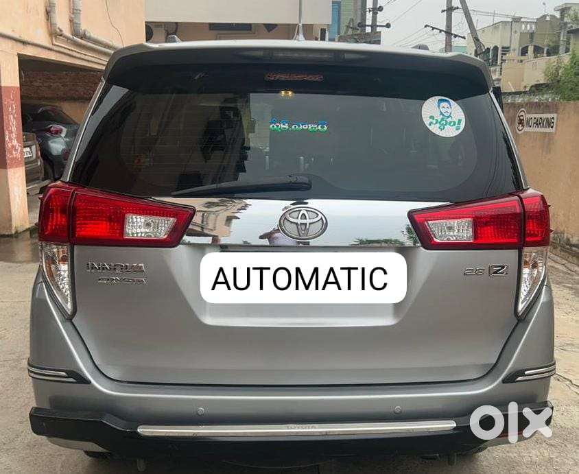 Toyota Innova Crysta