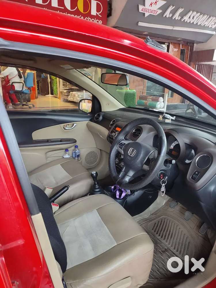 Honda Brio 2013 Petrol Well Maintained