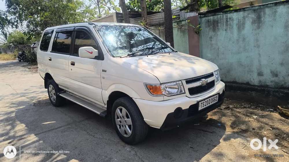 Chevrolet Tavera Diesel 2011 Variant