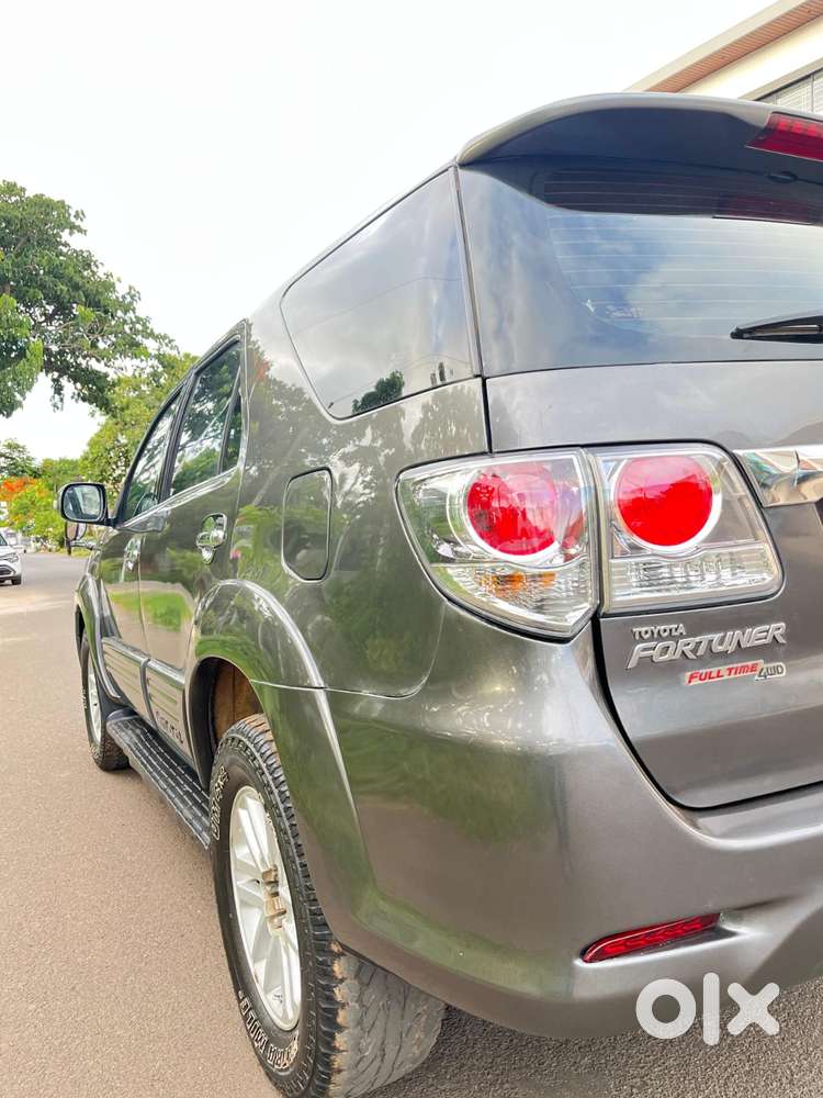 Toyota Fortuner 3.0 4x4 Manual, 2010, Diesel