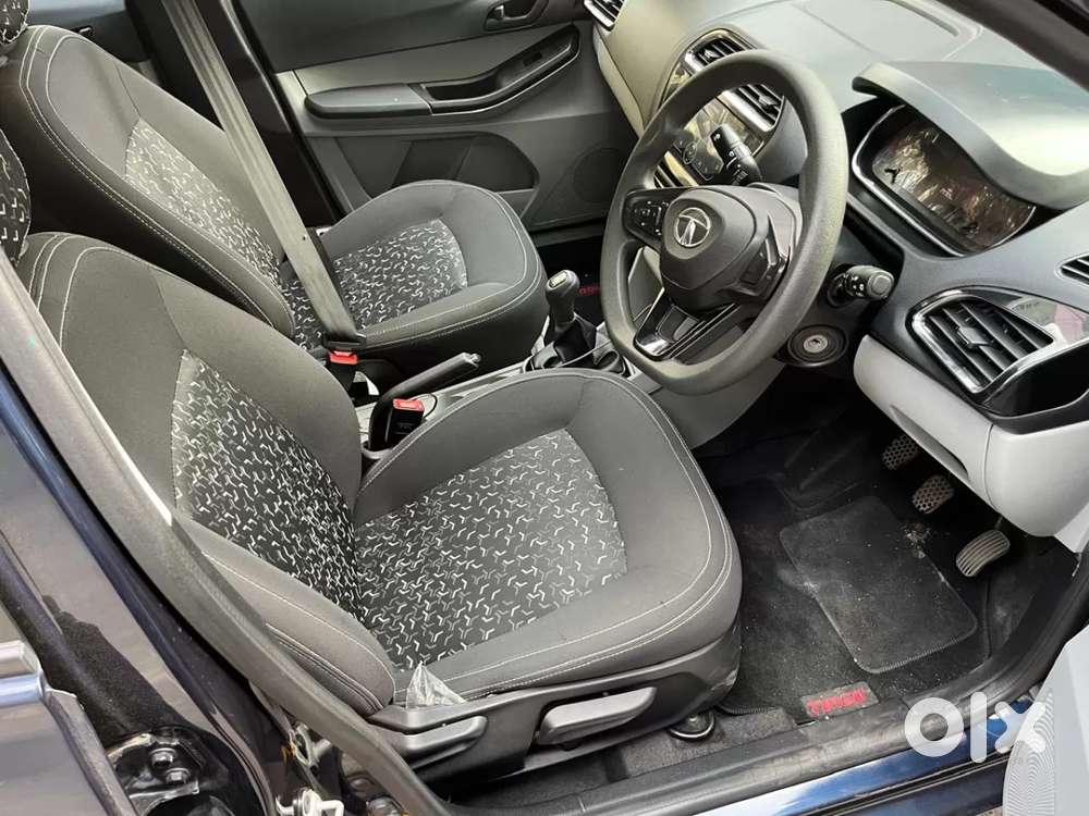 Tata Tiago 1.2 Revotron Xt (o), 2022, Petrol