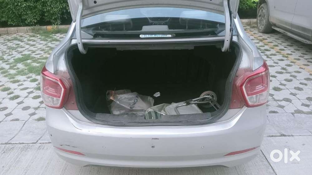 Hyundai Xcent 2015 Petrol Well Maintained. Same Owner