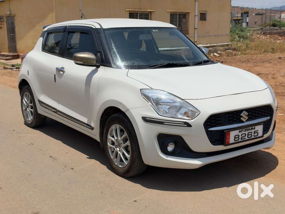 Maruti Suzuki Swift Vvt Zxi, 2022, Petrol