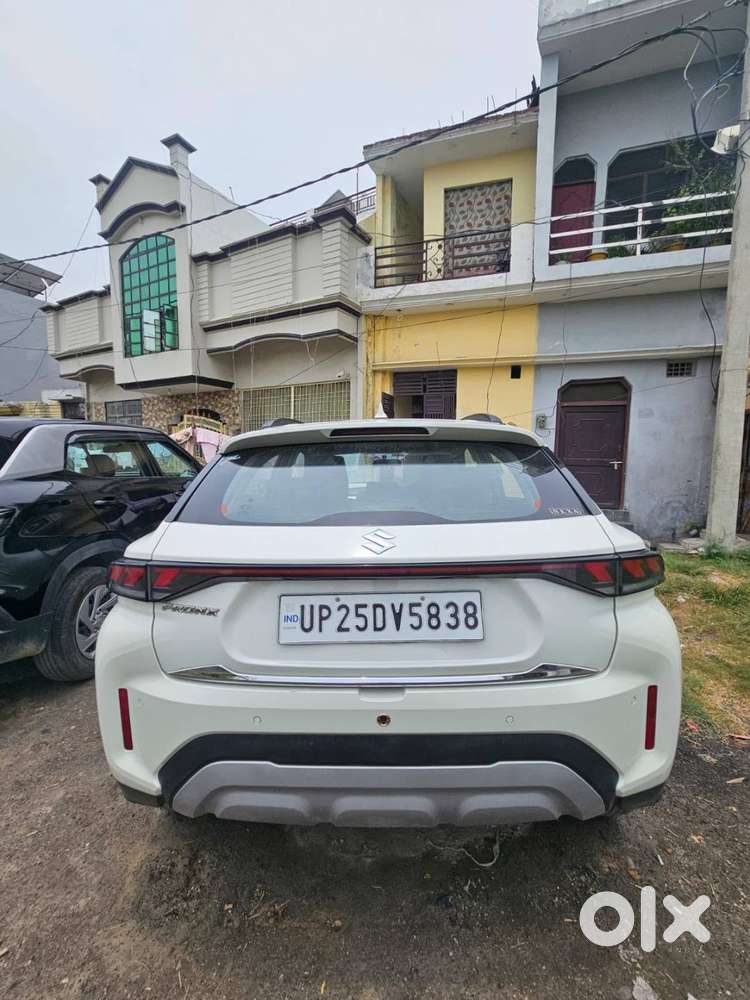 Fronx Delta Plus, Alloy, Reverse Camera