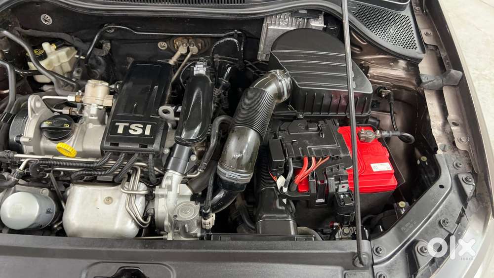 Volkswagen Vento 1.2 Tsi Highline At, 2016, Petrol