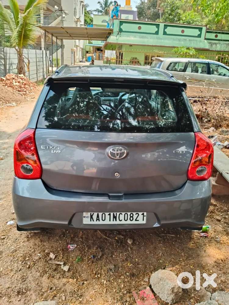 Toyota Etios Cross 2014