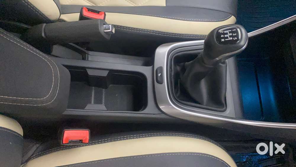 Tata Altroz Xz, 2020, Petrol