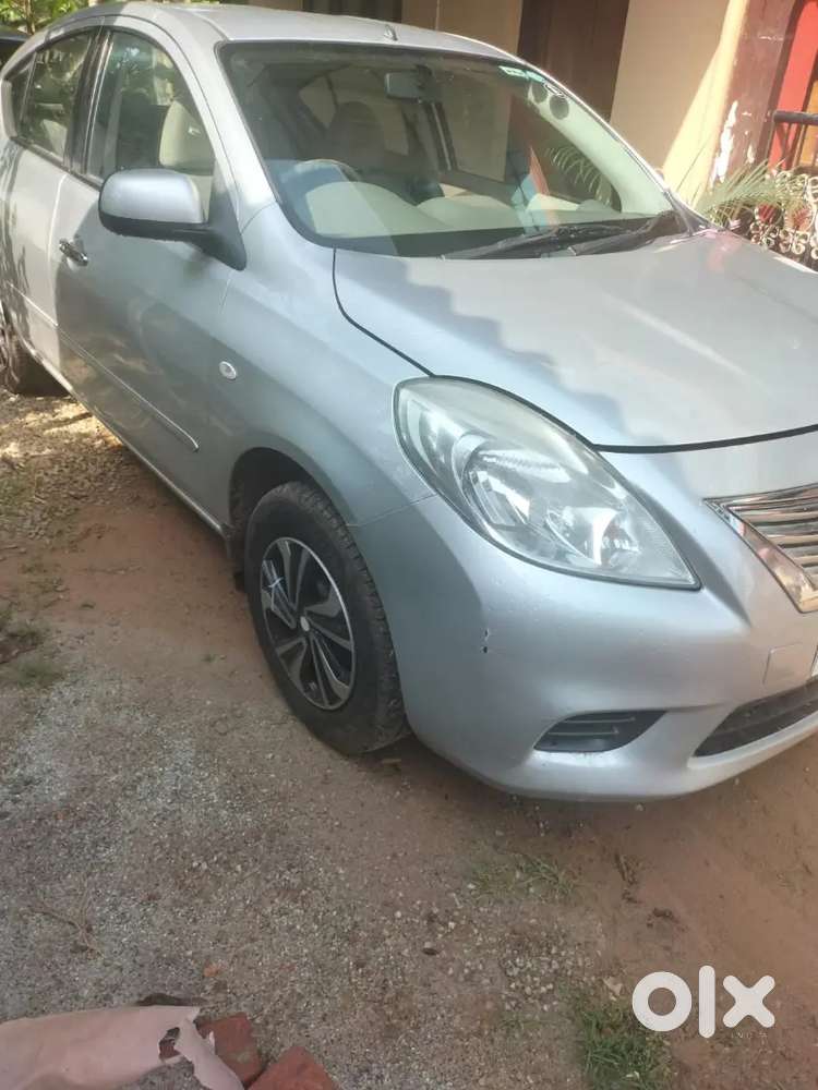 Nissan Sunny 2013