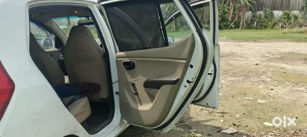 Hyundai I10 2011 Cng Valid Till 2031