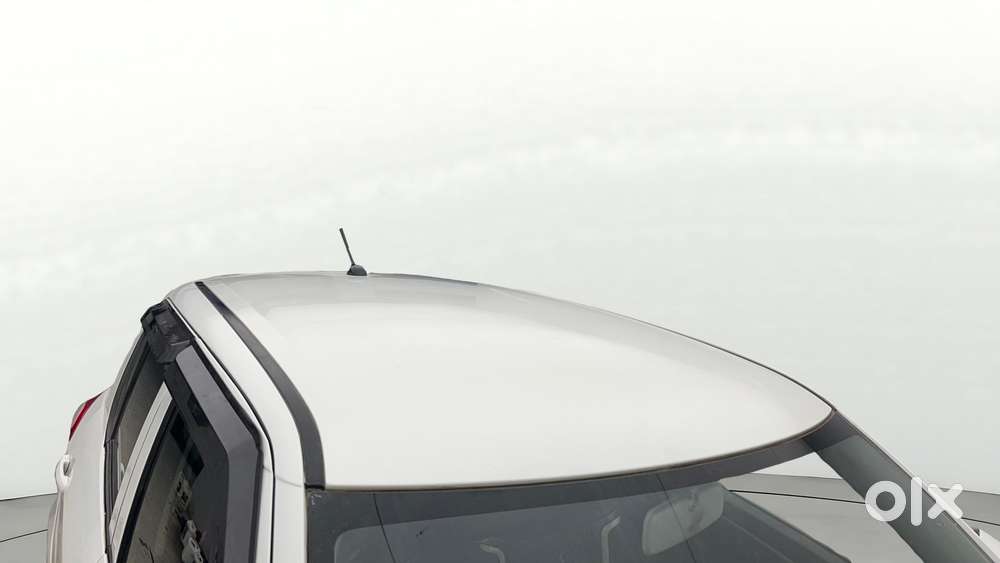 Maruti Suzuki Swift 1.2 Lxi (o), 2017, Petrol