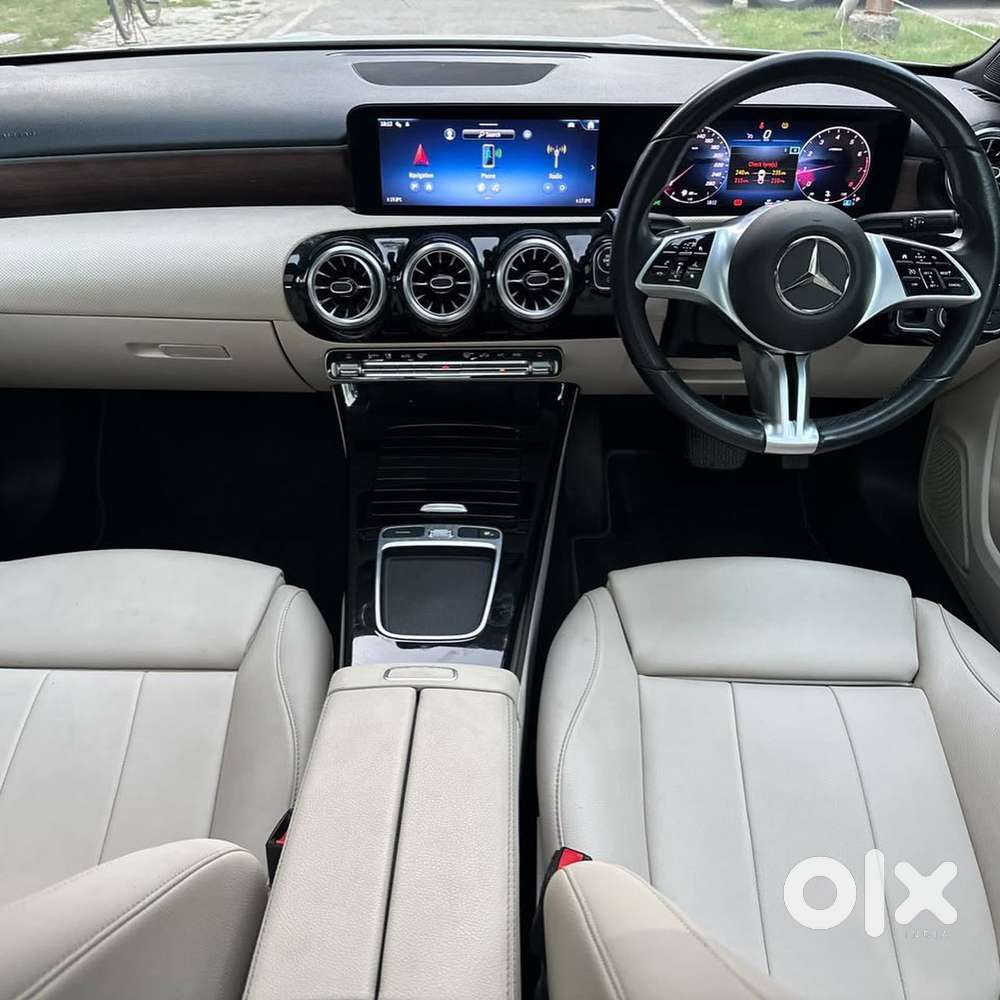Mercedes-benz A-class Limousine 200, 2023, Petrol